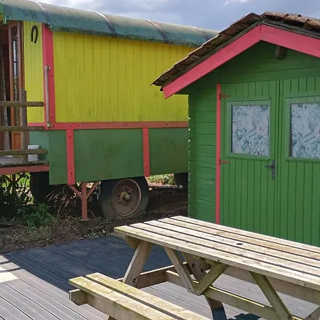 Les Roulottes Du Petit Prázdninový dům