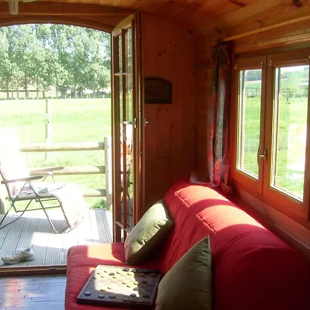 Prázdninový dům Les Roulottes Du Petit